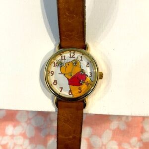 Winnie the Poo Bear Chasing Bees Womens watch original band